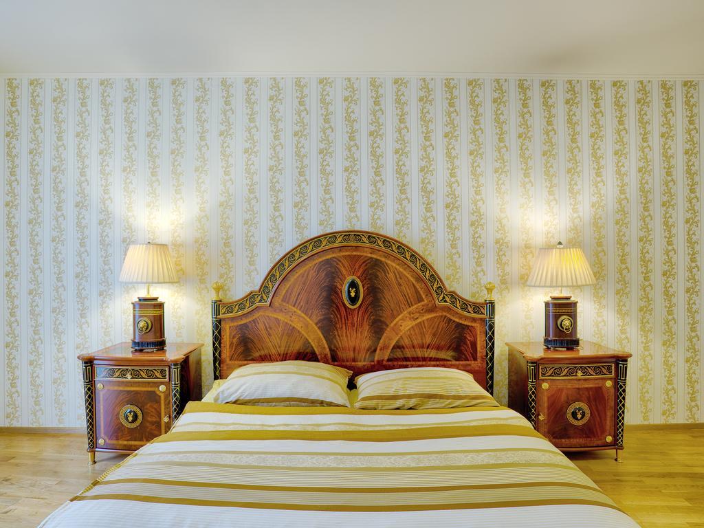 Lyra Apartments Karlovy Vary Cameră foto